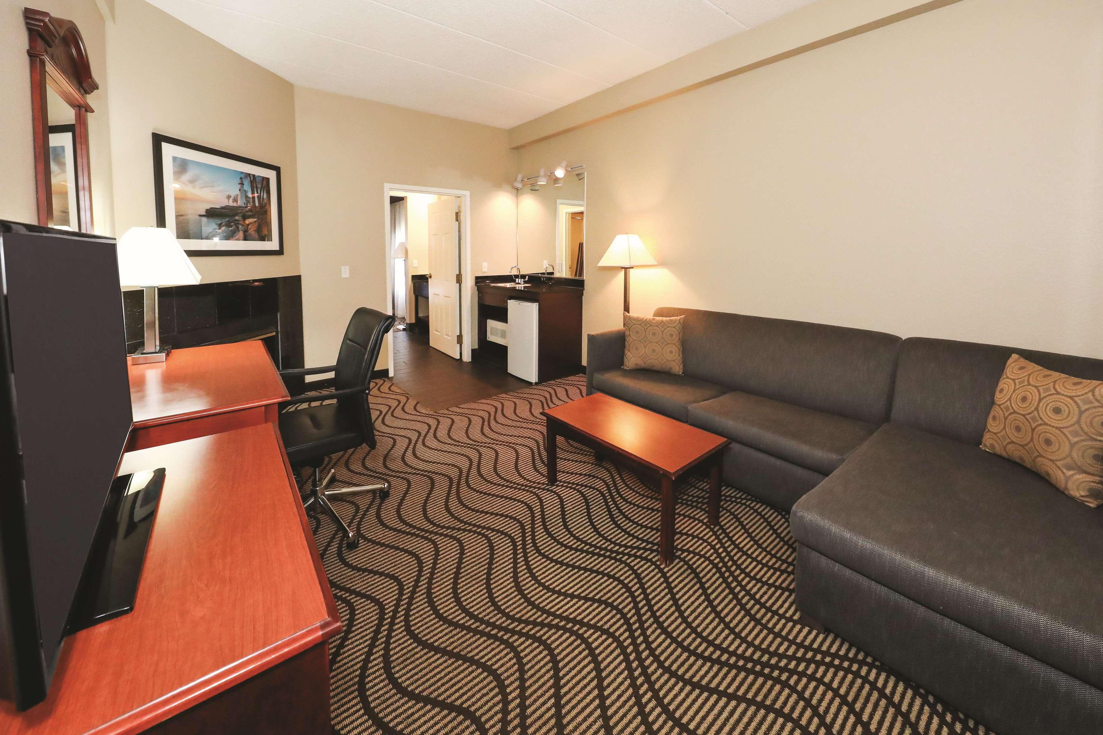 La Quinta Inn By Wyndham Sandusky Near Cedar Point Luaran gambar