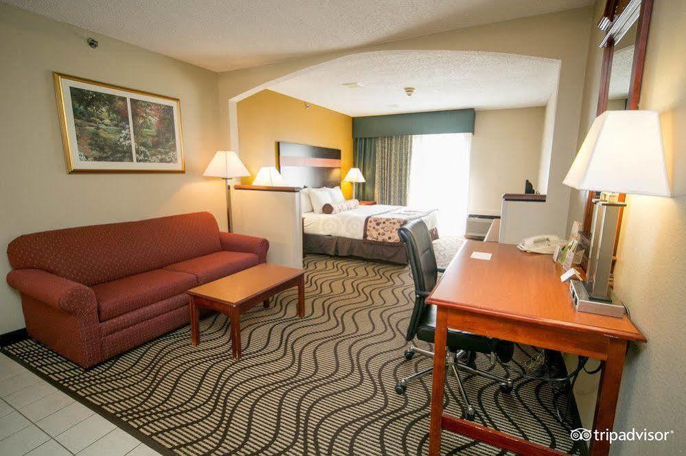 La Quinta Inn By Wyndham Sandusky Near Cedar Point Luaran gambar