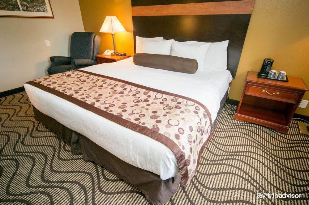 La Quinta Inn By Wyndham Sandusky Near Cedar Point Luaran gambar